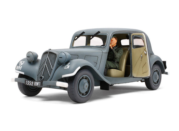 Tamiya 1/35 scale WW2 era 1940's Citroen Traction IICV German Staff Car
