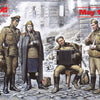 ICM 1/35 WW2 May 1945 Russian VE day celebrations (4 figures )