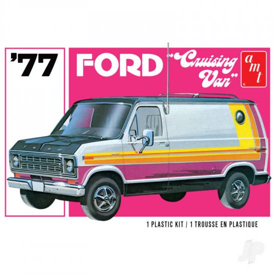 AMT 1:25 1977 Ford Cruising Van plastic assembly model car kit