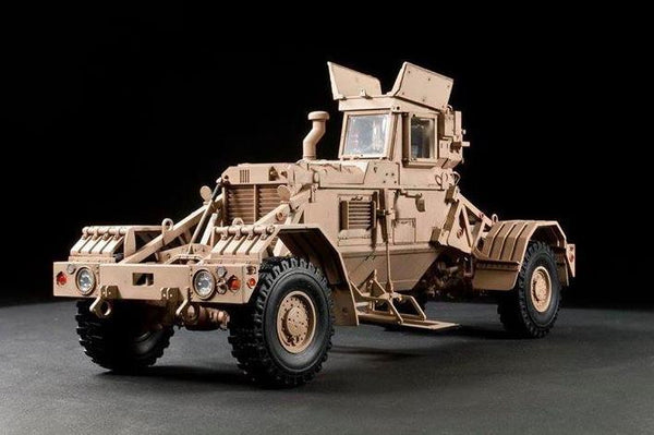 Panda Models 1/35 Scale US Husky MKIII VMMD With GPRS Model Kit