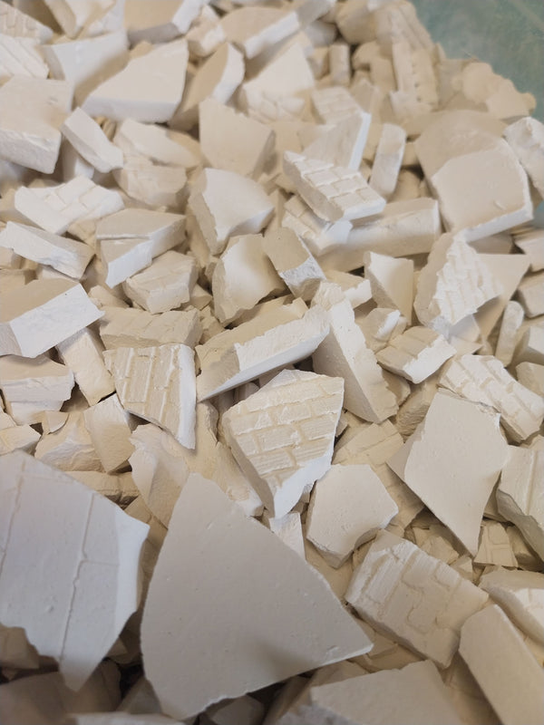 FoG Models 1/35 Scale Ruined Wall Fragments 100g rubble pack