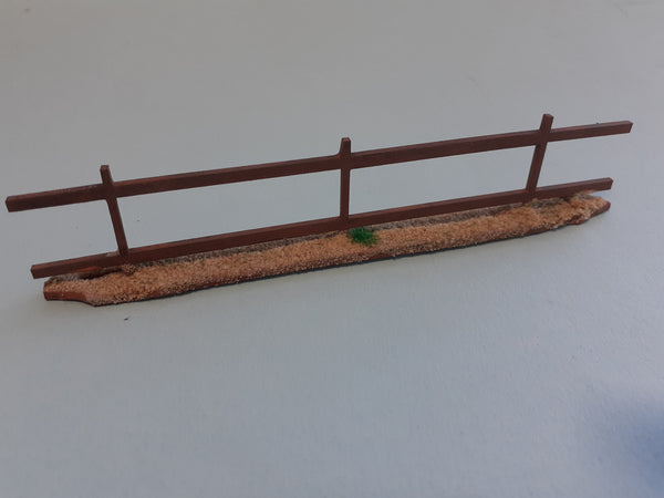 1/35 scale wooden 2 Rail fence (2 lengths per pack)