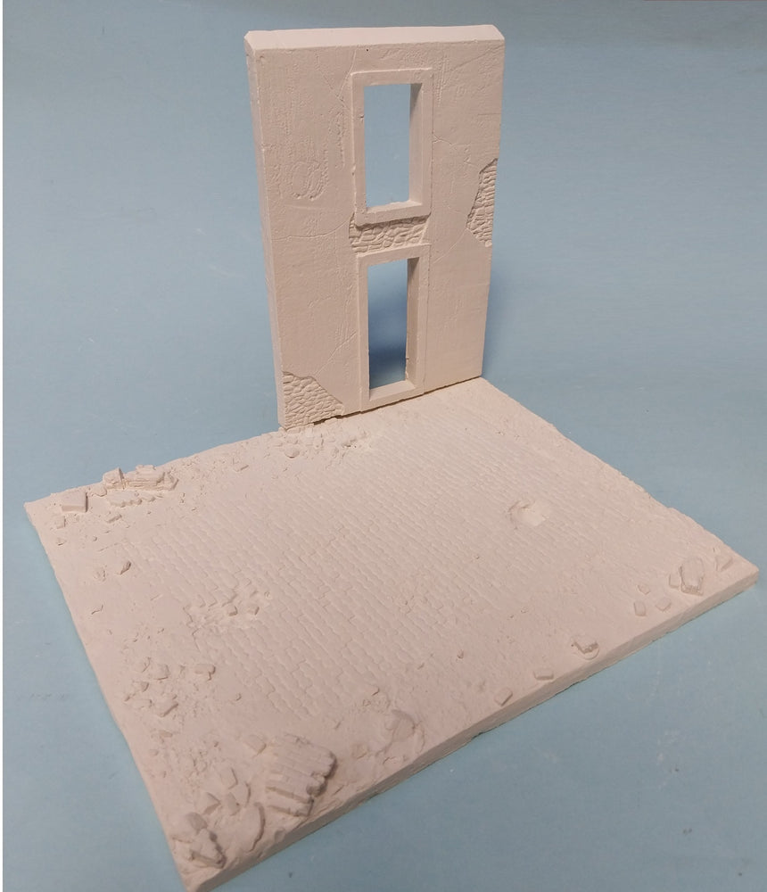 FoG Models 1/35 scale Ruined building and base 260mm x 200mm