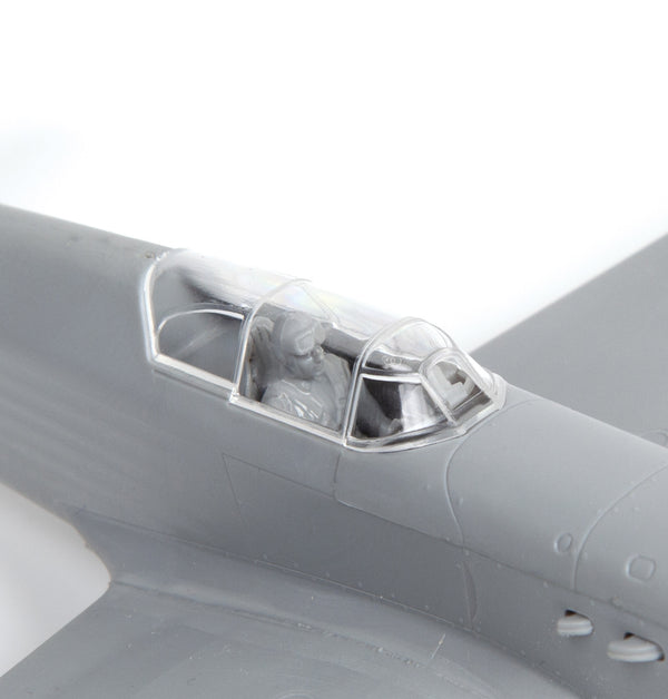 ZVEZDA 1/72 scale MILITARY AIR YAK-1 Fighter Plane