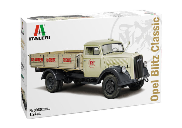 Italeri 1/24 scale OPEL BLITZ CLASSIC lorry truck model kit