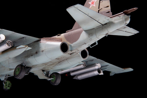 Zvezda 1/48 Soviet Attack Aircraft Su-25 