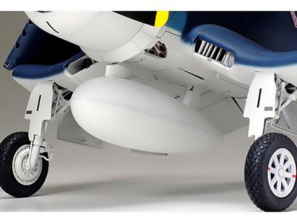 TAMIYA 1/32 AIRCRAFT WW2 US F4U-1A CORSAIR fighter plane model kit