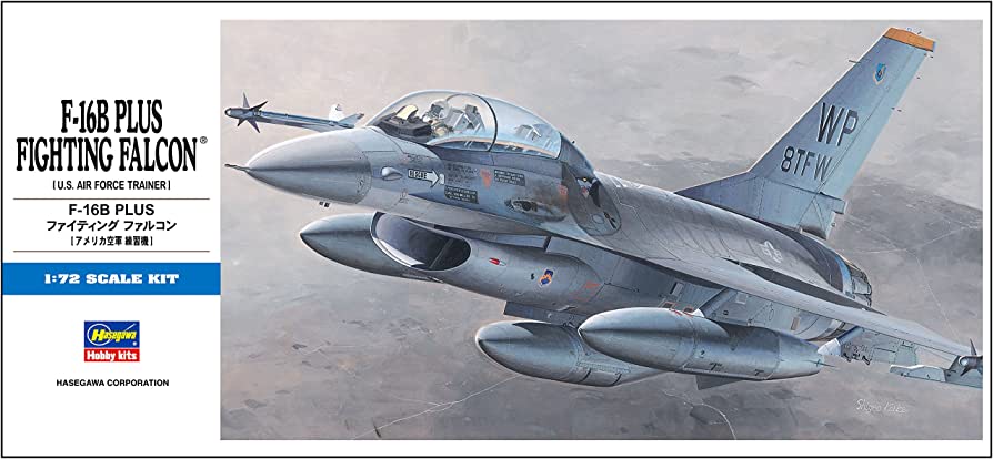 Hasegawa 1:72 F-16B Plus Fighting Falcon