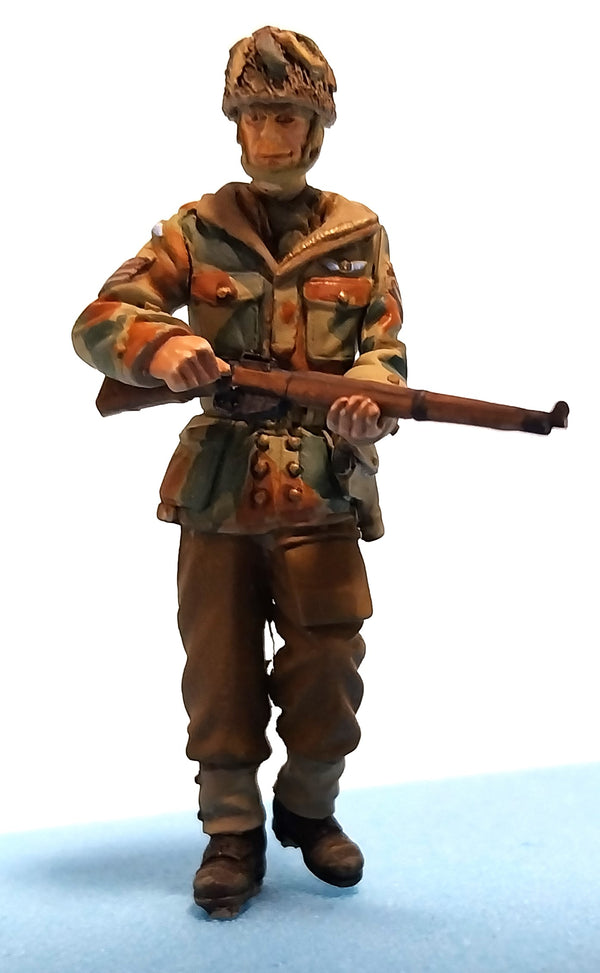 1/35 scale WW2 British Paratrooper