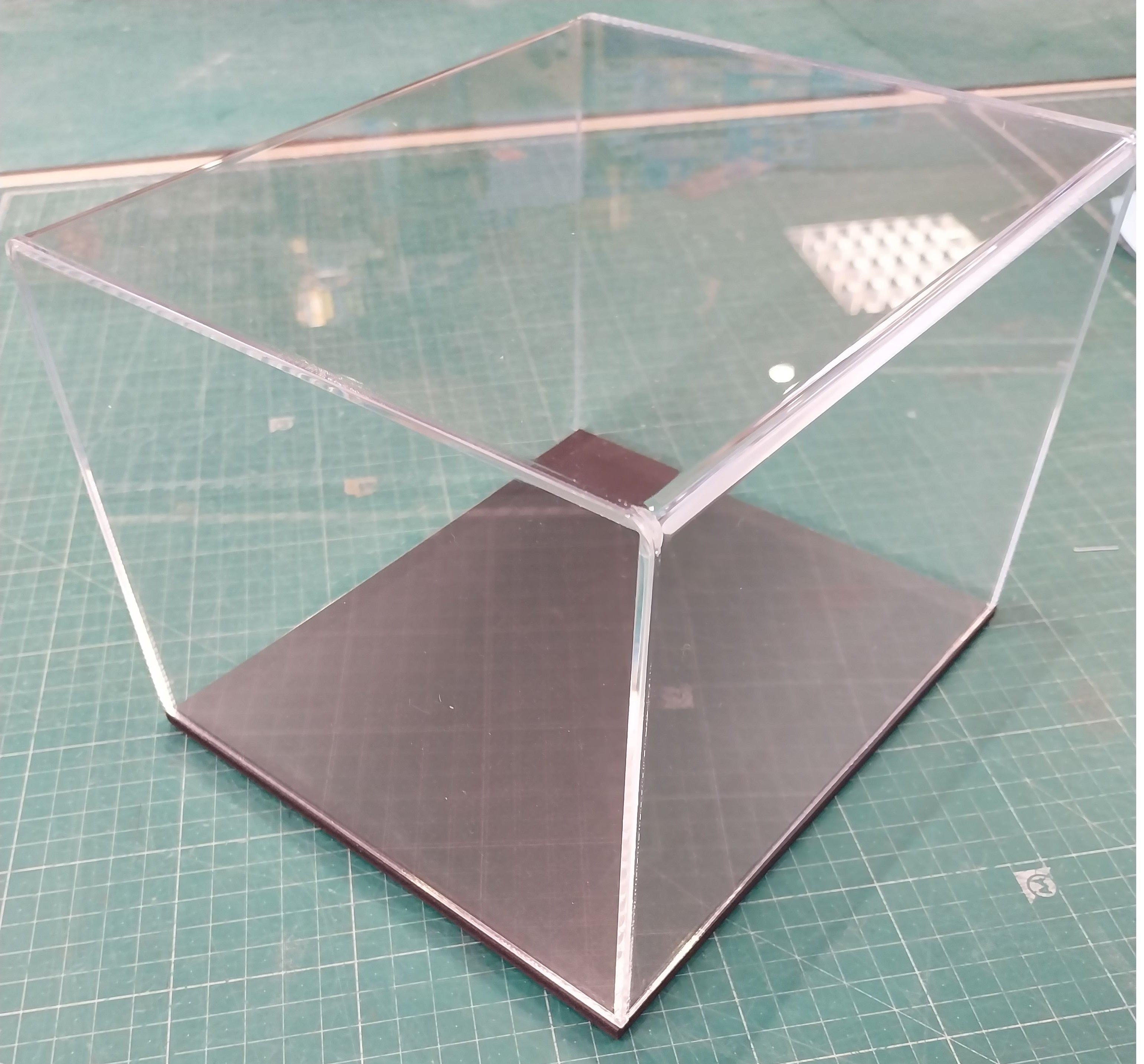 Display Case For Model Kit FoG Models quality acrylic display case #1 size 21cm x 18cm x 15cm hig ...