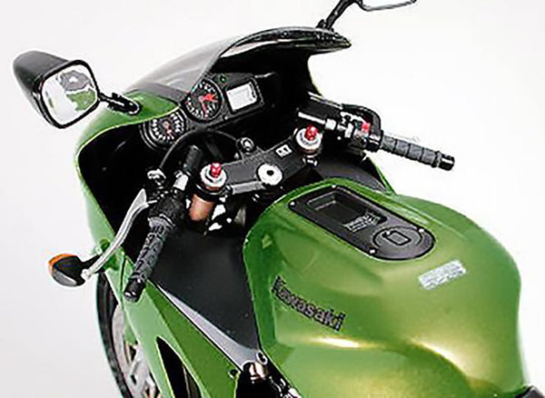 TAMIYA 1/12 Scale BIKES KAWASAKI NINJA ZX-12R motorbike model kit