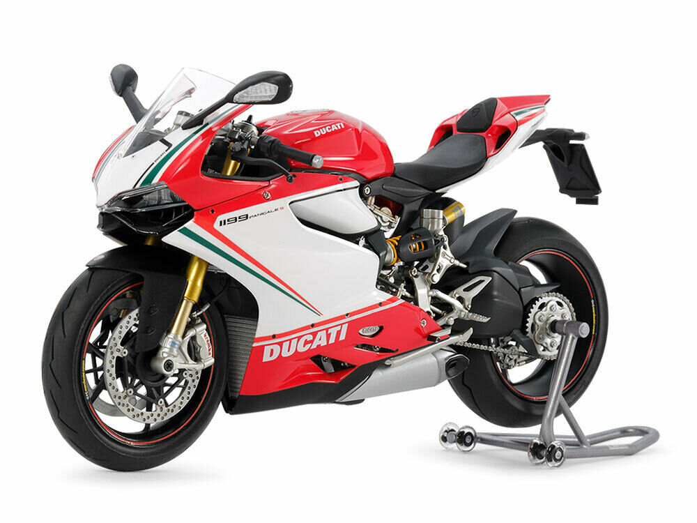 TAMIYA 1/12 Scale BIKES 1199 PANIGALE S TRICOLORE motorbike model kit