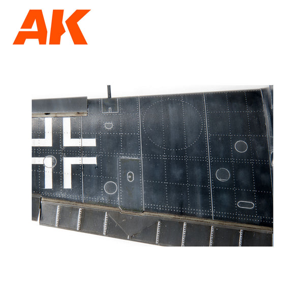 AK Interactive LIGHT GREY PANELINER 40ML