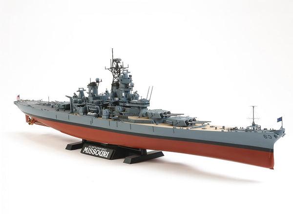 TAMIYA 1/350 Scale U.S. Battleship BB-63 Missouri (circa 1991)