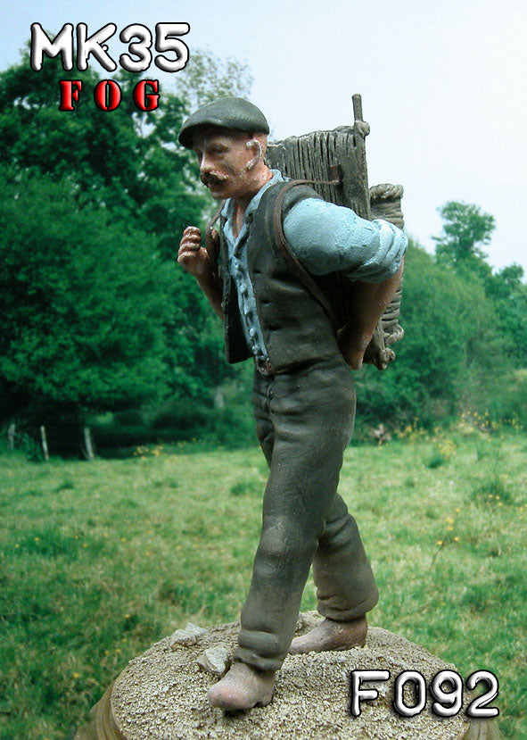 MK35 FoG models 1/35 Scale Civilian with basket on his back