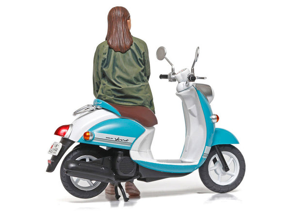 Tamiya 1/24 Scale CAMPUS FRIENDS II MODERN FIGURES