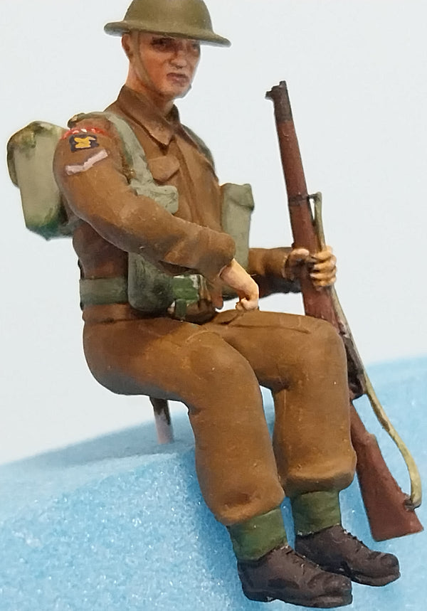 Homefront 1/35 scale WW2 British Infantry sitting #4