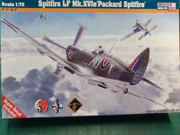 MisterCraft 1:72 Spitfire LF Mk. XVI e Packard Spitfire