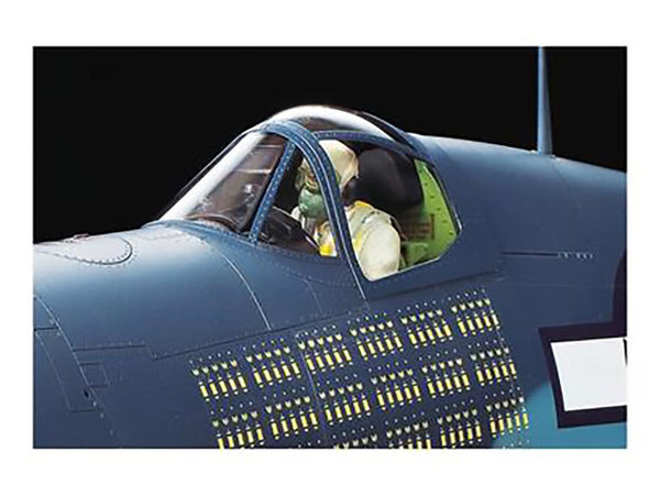 TAMIYA 1/32 AIRCRAFT WW2 US F4U-1A CORSAIR fighter plane model kit