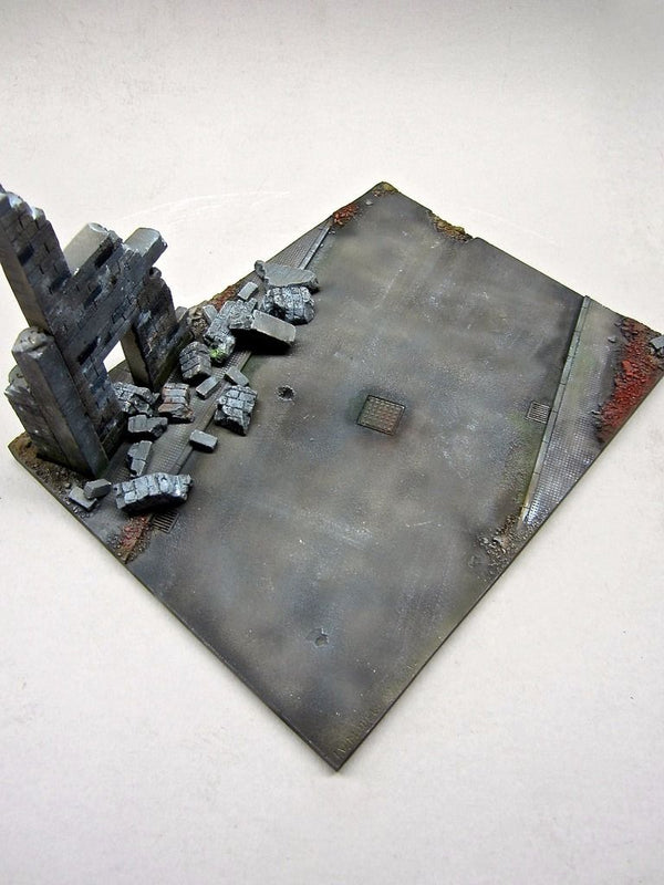 FoG Models 1/35 scale Diorama Base No.17 - Ruined Corner #2 - 280mm x 215mm