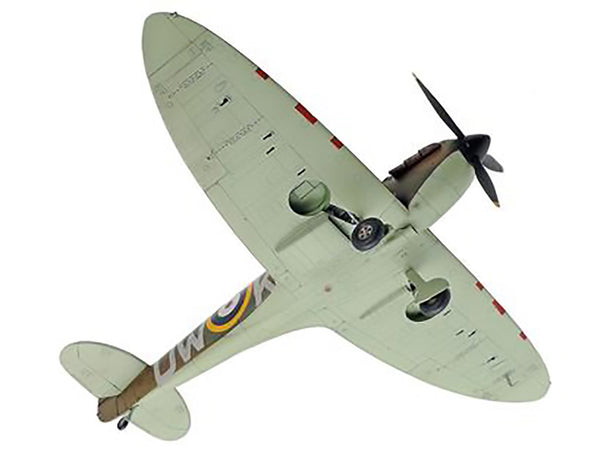 TAMIYA 1/48 Scale AIRCRAFT WW2 RAF SPITFIRE MK1 aircraft model kit