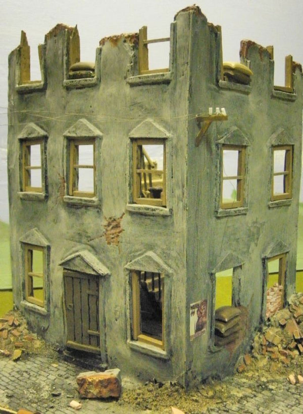 FoG Models 1/35 Scale Ruined Corner House Model