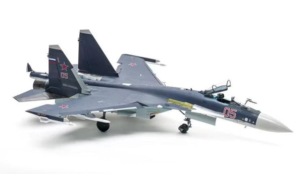 Kitty Hawk 1/48 Scale Su-35 Flanker-E aircraft Model Kit
