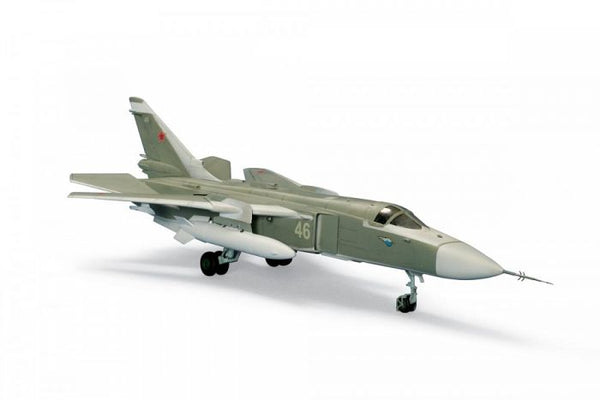 Zvezda 1/72 Sukhoi Su-24M Soviet Bomber aircraft model kit