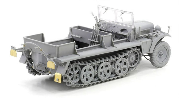 Dragon 1/35 WW2 German SD.KFZ 10 AUSF.B 1942