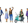 Tamiya 1/24 Scale CAMPUS FRIENDS II MODERN FIGURES