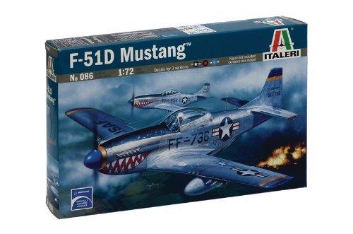 Italeri 1/72 Scale WW2 USAAF F-51D Mustang fighter plane model kit