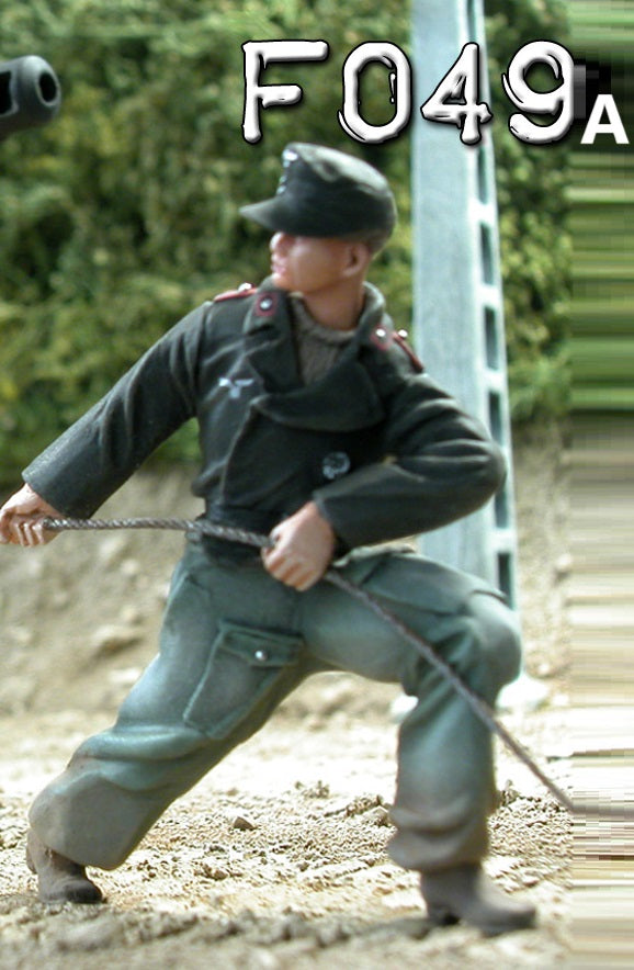 MK35 FoG models 1/35 Scale WW2 German Panzer crewman #1