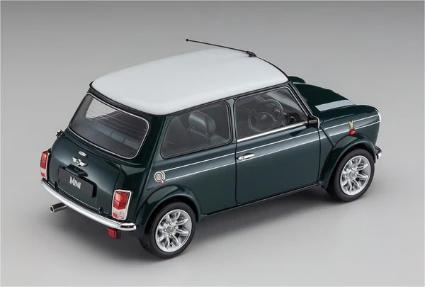 Hasegawa 1:24 1998 Mini Cooper BSCC Limited Edition model kit