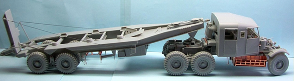 Thunder Model 1/35 WW2 British Scammell Pioneer TRCU30 Trailer 30t Late 