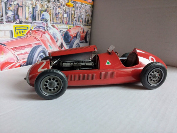 MisterCraft 1:24 Alfa Romeo Alfetta