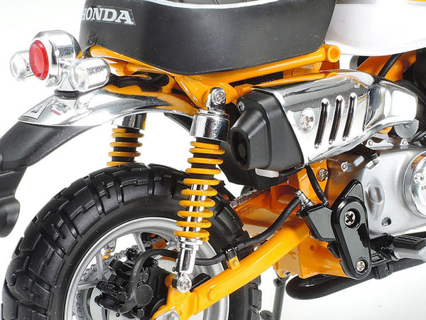 Tamiya 1/12 Scale Motorbike Modern Monkey motorbike model kit