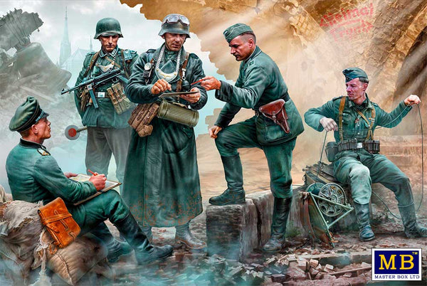 Masterbox 1/35 scale WW2 'German Military men' comand group