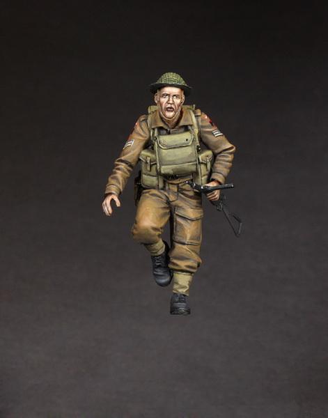 SOGA 1/35 Scale WW2 British corporal for Universal Carrier.