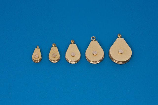 1/35 Scale Brass pulley size L=5,9 R=3,0 l=4,3 d=1,3 (4 Pack)