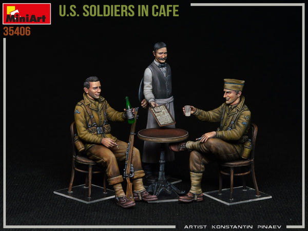 Miniart 1/35 WW2 US Soldiers in Cafe diorama model kit
