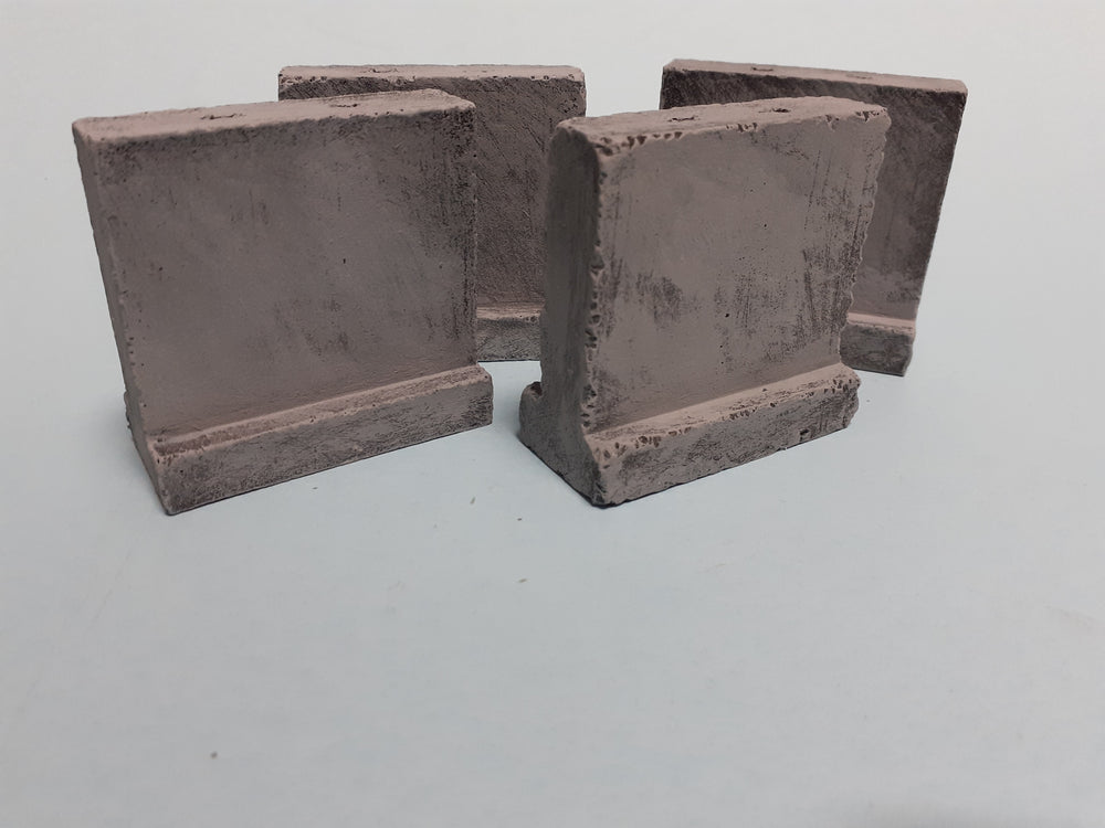 FoG Models 1/35 High Concrete wall sections #2 High Jersey barrier (4 pcs)