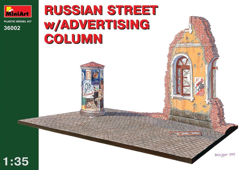 Miniart 1:35 Russian street w/ advertising column Diorama