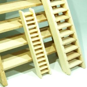 1/35 Wooden Ladder (h: 6.3mm, D:27mm, Height:97mm) 2pcs