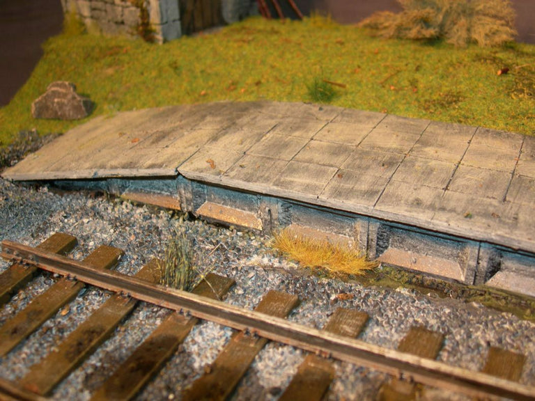FoG Models 1/35 Scale Railway Train Platform diorama accessory set ...