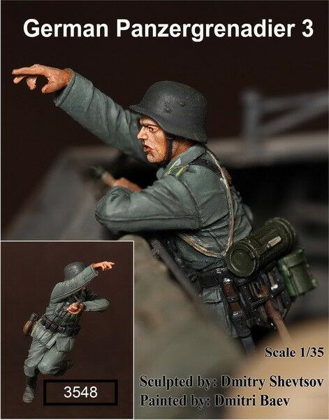 1/35 Scale Resin Figure kit  WW2 German Panzergrenadier 3