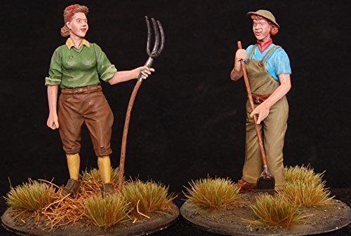 1/35 Scale resin kit - 1940's 'Digging for Victory' 2 figure set