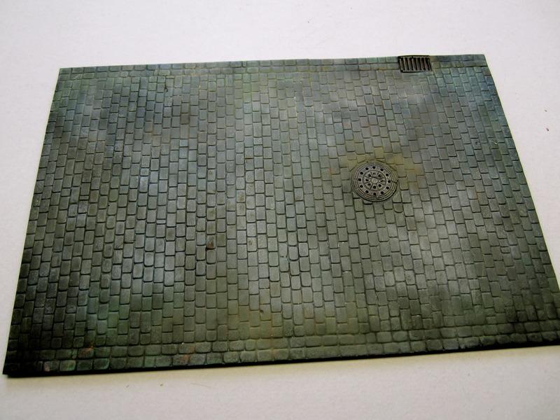 FoG Models 1/35 scale Diorama Base No.14 Drain and Manhole 260mm x 175mm