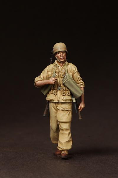 1/35 scale resin model kit WW2 Fallschirmjäger- Brigade Ramcke. El Alamein, 1942