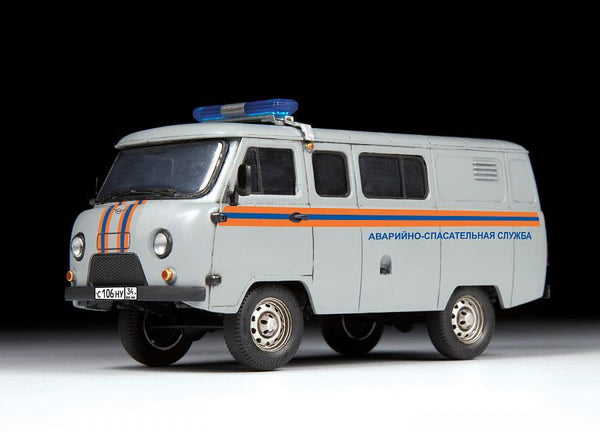 Zvezda 1/43 scale UAZ 3909 EMERGENCY SERVICE VEHICLE