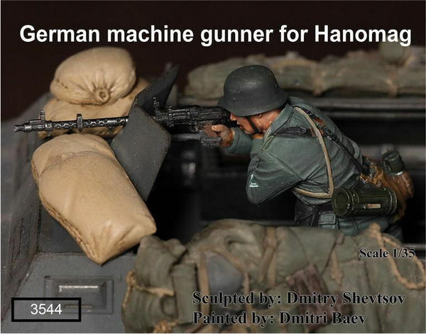 1/35 Scale Resin Figure kit WW2 German machine gunner for Hanomag